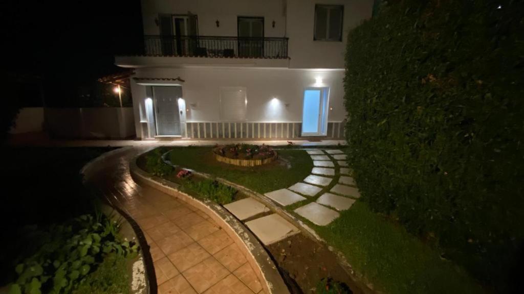 Apartamento Patras White Castle Exterior foto