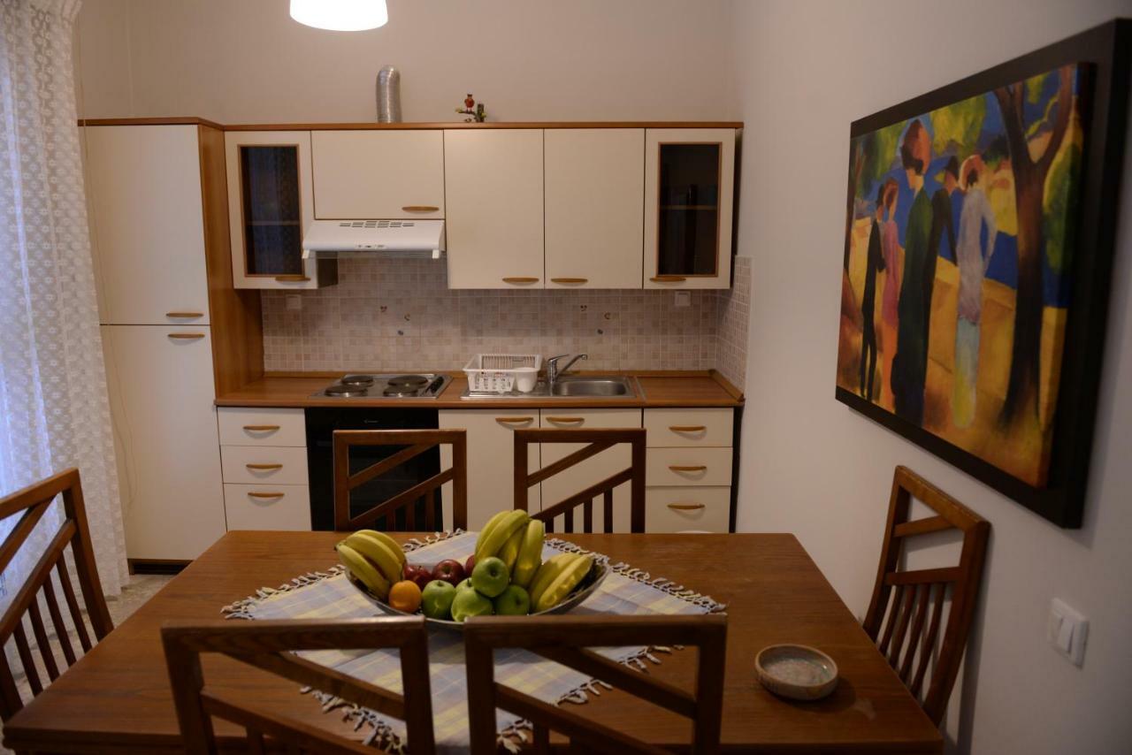 Apartamento Patras White Castle Exterior foto